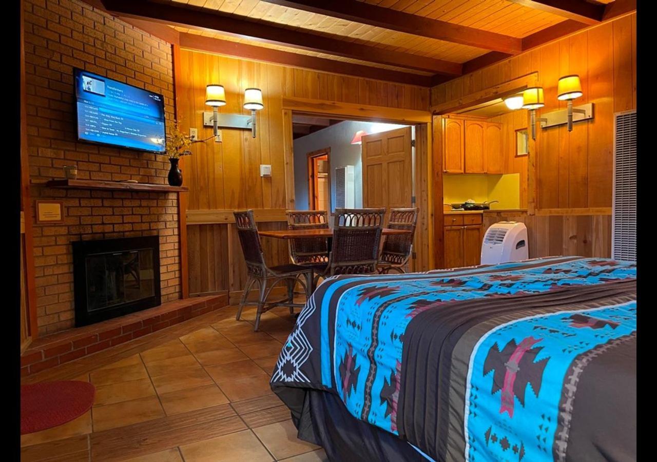 West Winds Lodge ルイドソ エクステリア 写真