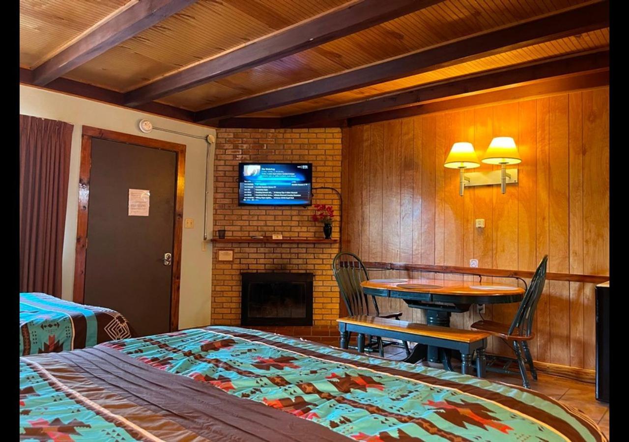 West Winds Lodge ルイドソ エクステリア 写真